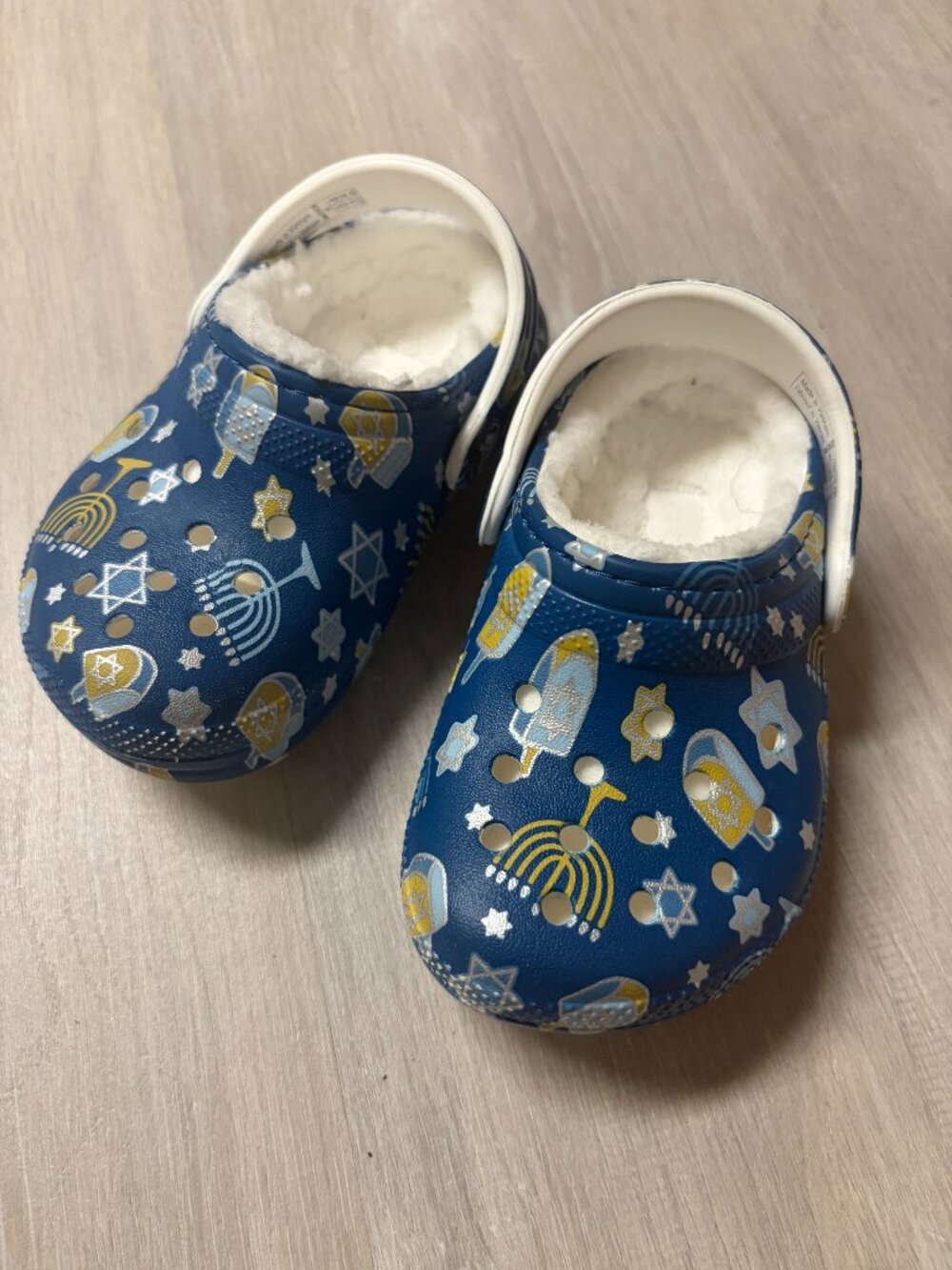 Crocs Kids’ Classic Lined Hanukkah Clog Blue Candle Print Slip On Shoes Children